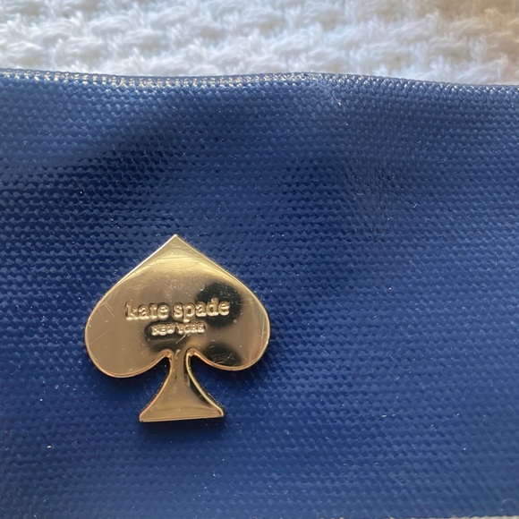 Kate Spade Tote - Picture 5 of 8